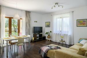 TV a/nebo společenská místnost v ubytování Istria Rosa in Pula - Istrien