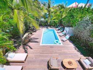 Πισίνα στο ή κοντά στο Villa Key West, Elegant Townhouse with Private Pool Orient Bay