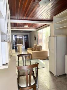 Køkken eller tekøkken på Conforto e praticidade em Campina Grande