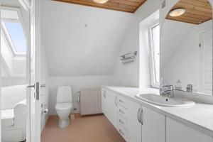 Ένα μπάνιο στο OH563-Hadsund-Gl-Krovej-1 +19 φωτογραφίες