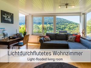 Posezení v ubytování Traum-Ferienhaus Burghalde