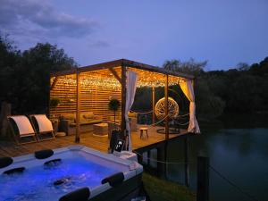 Εγκαταστάσεις μπάρμπεκιου για όλους τους επισκέπτες της παραθεριστικής κατοικίας