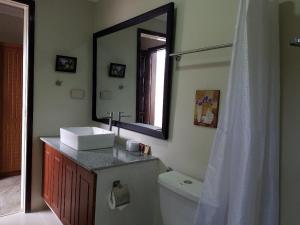 Ένα μπάνιο στο Venezia Suites Resort Panglao