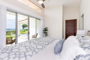 Ένα ή περισσότερα κρεβάτια σε δωμάτιο στο Casa Plumnelly +24 φωτογραφίες