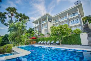 Gallery image of Amed Dream Ibus Beach Club in Amed