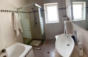 Fotografie z fotogalerie ubytování La Villa Braha v destinaci Eilat