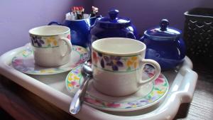 Все необхідне для приготування чаю та кави в Forty Winks In North Norfolk