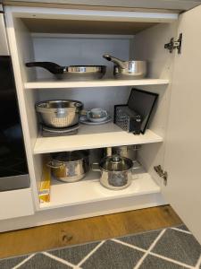 Køkken eller tekøkken på New spacious luxury apartment at Rathaushausplatz + 18 billeder