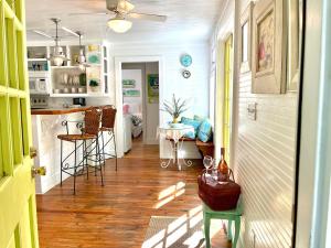 Foto sihtkohas Tybee Island asuva majutusasutuse Palm Cottage by Tybee Cottages galeriist
