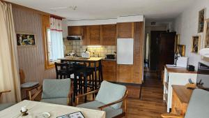 Kuchyň nebo kuchyňský kout v ubytování Schöne Ferienwohnung Nr.26 im Haus Opal