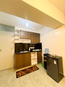Nhà bếp/bếp nhỏ tại Feelhome-Warm cozy modern one bedroom