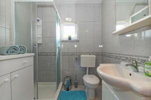 Koupelna v ubytování Eva in Poreč * Istrien + 49 fotografií