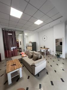Χώρος καθιστικού στο Center House