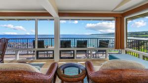 カパルアにあるKapalua Bay Villa 34B2の海の見えるリビングルーム