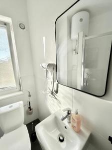 Φωτογραφία από το άλμπουμ του Prime GER Apartments near Vienna - Free Parking στη Βιέννη