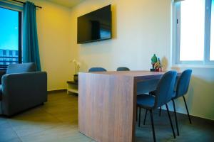 TV a/nebo společenská místnost v ubytování Love to Smile Apartments - Apt 3