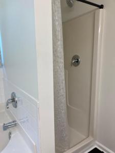 Koupelna v ubytování Peaceful & Spacious Family Home + 4 fotografie