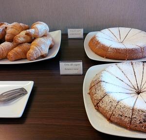 Pagkain sa o malapit sa hotel