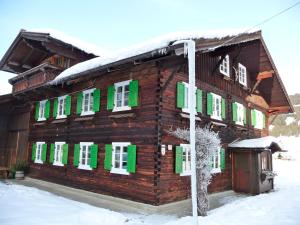 Tirolerhaus Tannheim im Winter