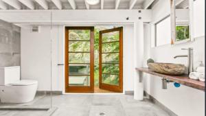 Ένα μπάνιο στο Sage In Nth Avoca - Central Coast Beach Breaks