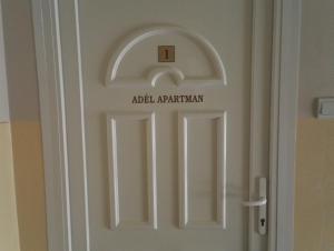 Adél Apartman 6900 Makó, Makovecz tér 2/a b.lh. 1.em 1.a kép - 2