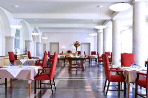 Um restaurante ou outro lugar para comer em Pousada da Serra da Estrela