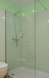 Ένα μπάνιο στο Dukes Corner Guest House +69 φωτογραφίες