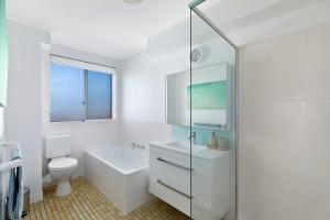 Gallery image of Immaculate Apartment at The Entrance, Tides of Fairport in The Entrance