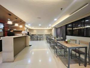 Foto dalla galleria di Travelbee Business Inn a Cebu City