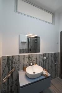 Foto dalla galleria di Holiday Garibaldi a Napoli