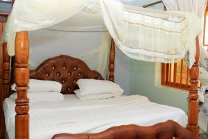 Φωτογραφία από το άλμπουμ του PrimeRose Hotel Mubende σε Mubende