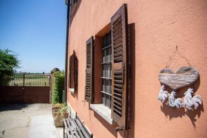 Budova, kde se apartmán nachází + 11 fotografií