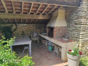 Fotografie z fotogalerie ubytování La croix d'asquins v destinaci Asquins