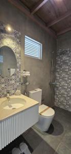Koupelna v ubytování Brizo Paradiso Boutique Hotel