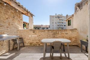 Balkón nebo terasa v ubytování Le Patio de la Cèze
