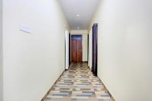 Fotografie z fotogalerie ubytování Super Hotel O IIT Varanasi Formerly Shree Gopal Upwan v destinaci Váránasí