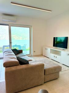 Gallery image of Bluelow Lakeview house in Dervio