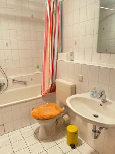 Bilik mandi di Calm and cozy apartment