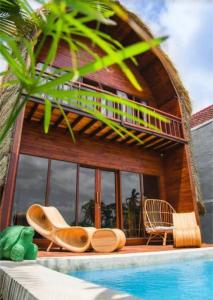 Kolam renang di atau dekat dengan Bungalows 1-3
