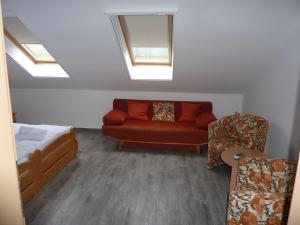 Afbeelding uit fotogalerij van Party Panzió Hegykő in Hegykő