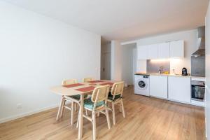 Una cocina o cocineta en M50 Marquer jolie chambre en colocation