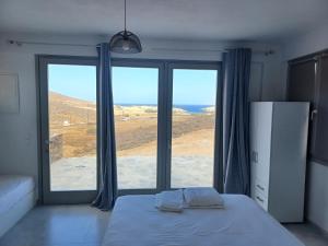 Gallery image of Livadi Beach House 2 in Chora Folegandros