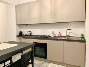 Η κουζίνα ή μικρή κουζίνα στο La casa del Carruggio