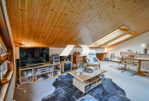 TV a/nebo společenská místnost v ubytování Enchaple A5