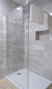 Um banheiro em Peprina Apartment 1 - Central Rabat - NEW 2025