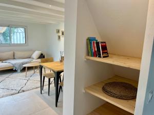 Χώρος καθιστικού στο Chaumière cosy proche bourg - Jardin - Campagne