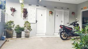 Fotografie z fotogalerie ubytování Pondok Aulia by Slamet v destinaci Padayungan