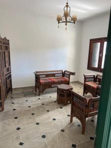 Χώρος καθιστικού στο Djelassi