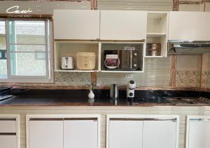 Kuchyň nebo kuchyňský kout v ubytování C7 Rock Garden Villa วิลล่า