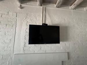 Μια τηλεόραση ή/και κέντρο ψυχαγωγίας στο DEL PLATA CABAÑA DE MONTAÑA